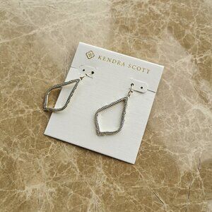 NEW Kendra Scott Gold Sophia Drop Earrings